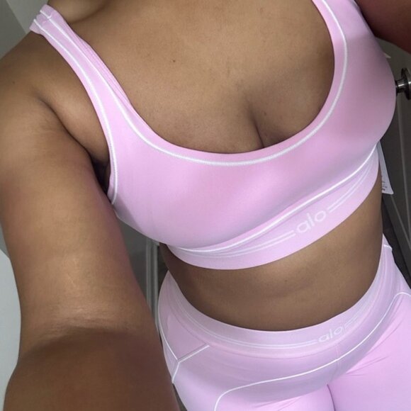 ALO Yoga Set - Picture 4 of 11